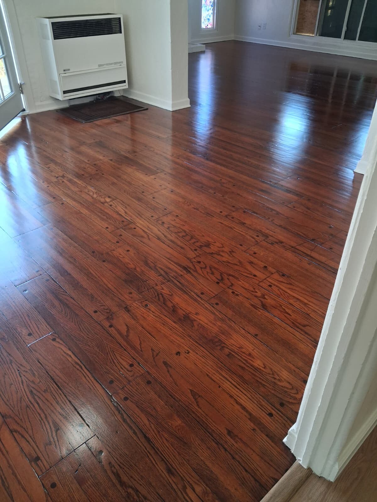 Building Photo - 626 Emory St