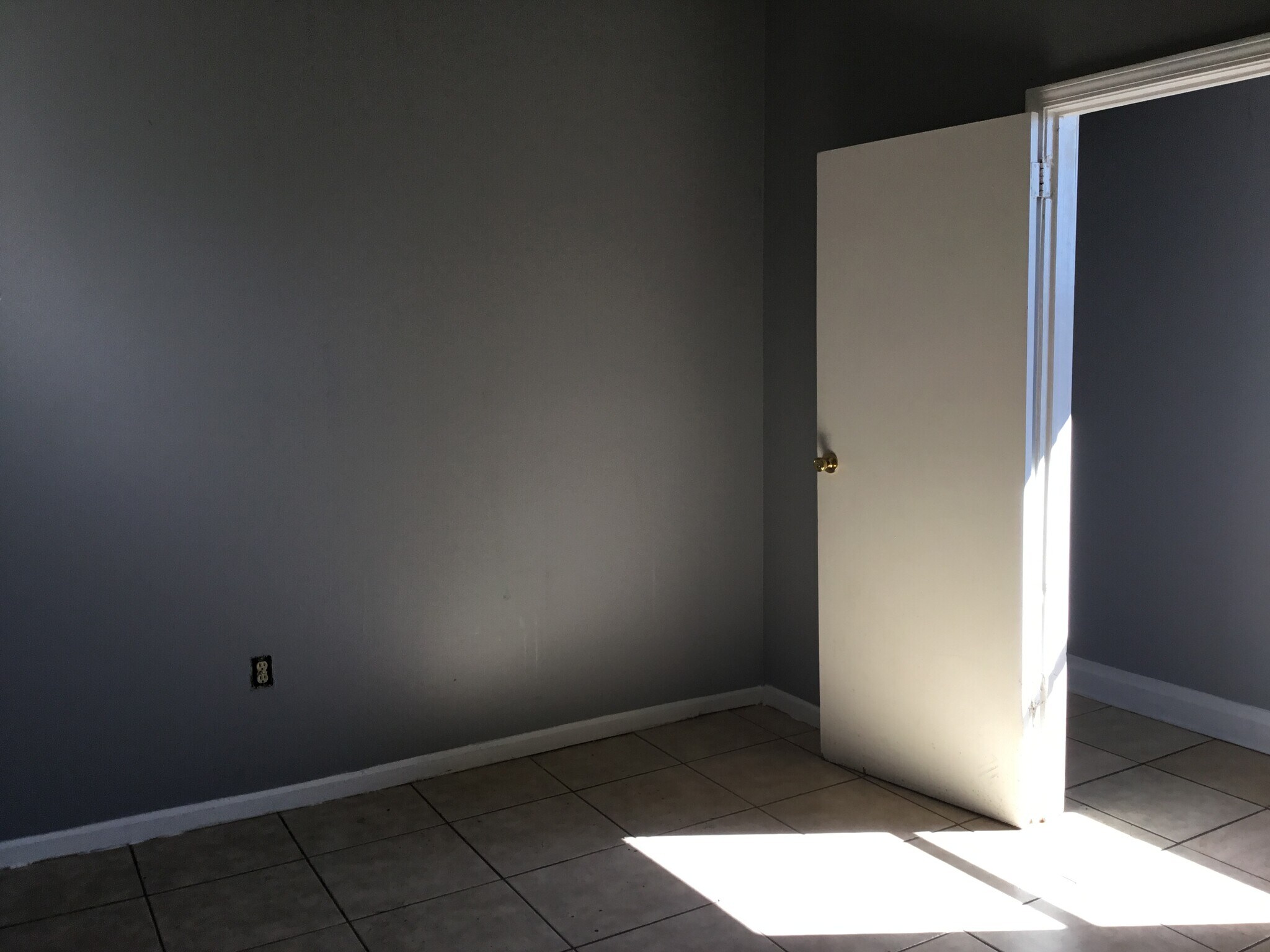 Building Photo - 400 Avenue B