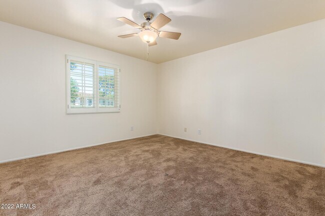 Building Photo - 1211 W Hayward Ave