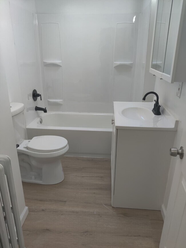 Building Photo - 1530 S Corlies St