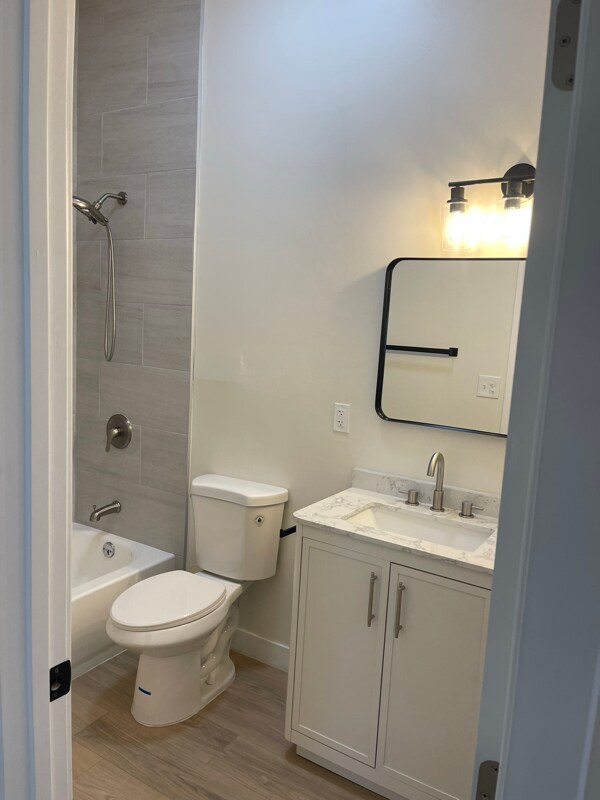Building Photo - 3301 N 66th Pl