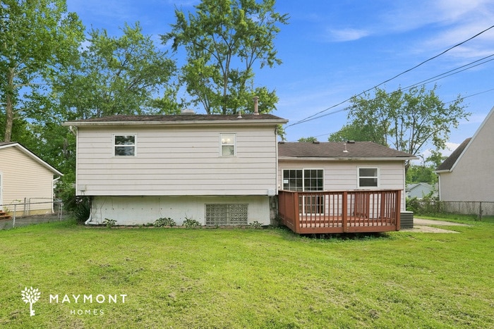 Building Photo - 5090 Chipman Dr
