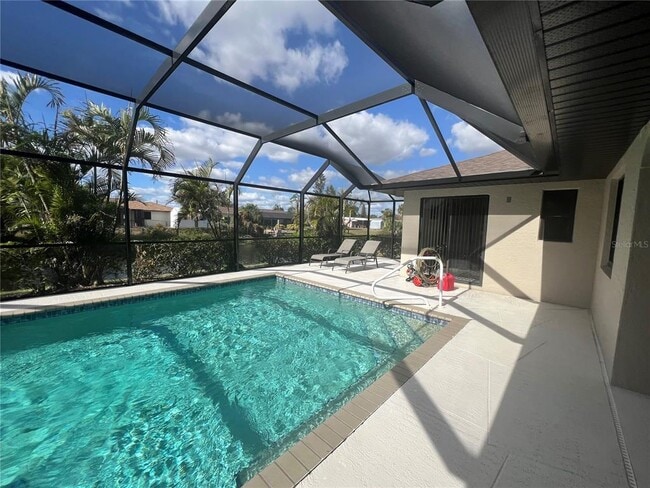 Building Photo - 3177 Clifford St