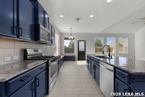 Building Photo - 13835 Fredrick Hl