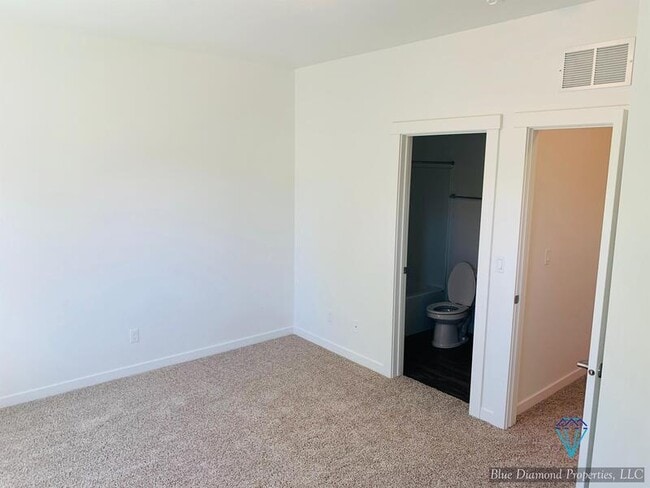 Building Photo - 11213 W Gabrielle Dr