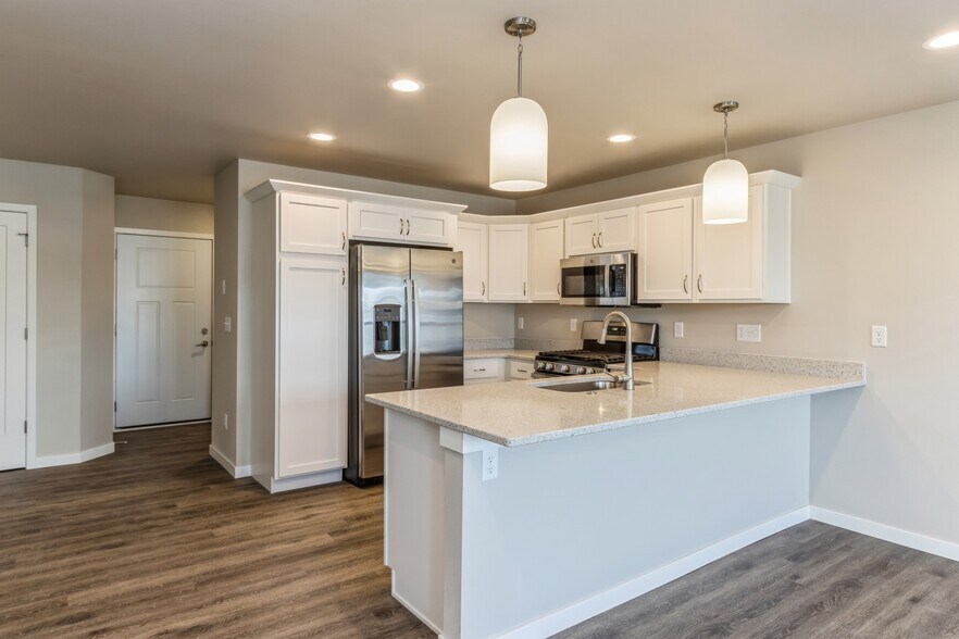 Building Photo - 7011 Harlan Eddy Dr SW