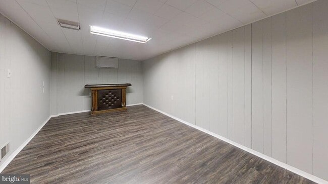 Building Photo - 1107 Hickory St