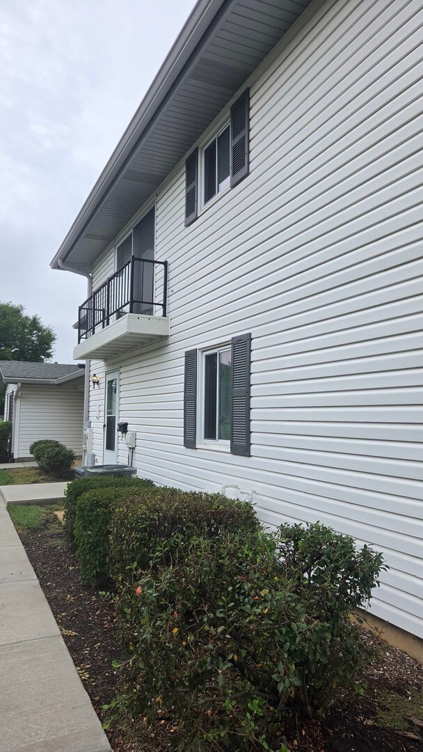 Building Photo - 132 Nauset Ln