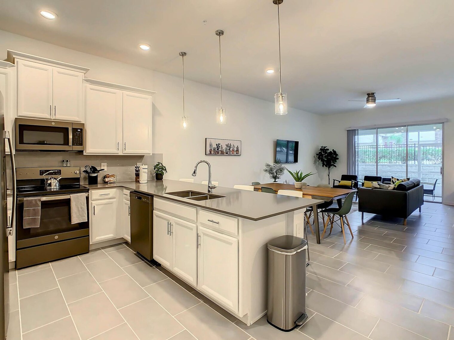 Building Photo - 8883 Cabot Cliffs Dr