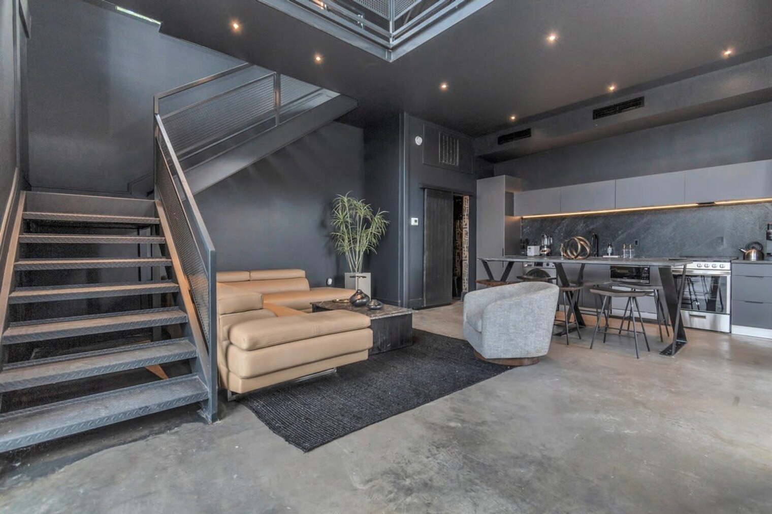 Building Photo - 2703 Blodgett St