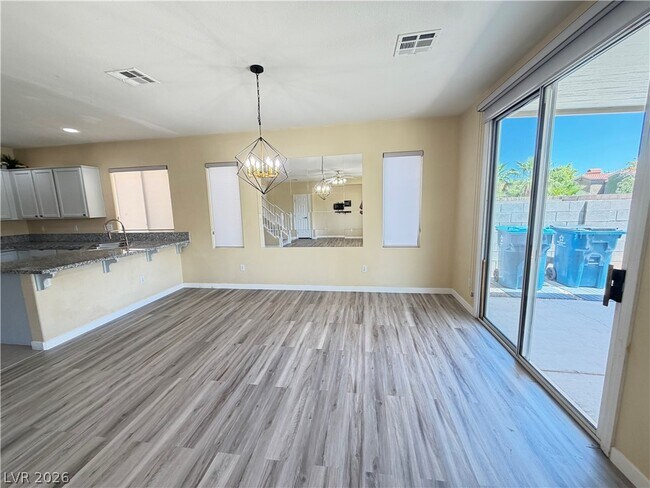 Building Photo - 5360 Cielo Oro St