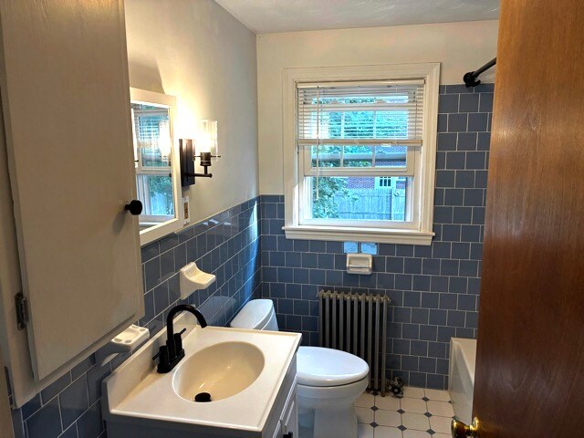 Building Photo - 258 Lowden St