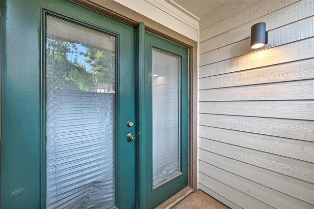 Building Photo - 2311 Basil Dr