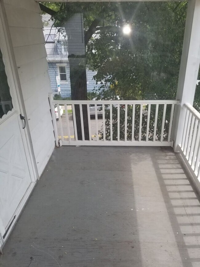 Building Photo - 67Jones