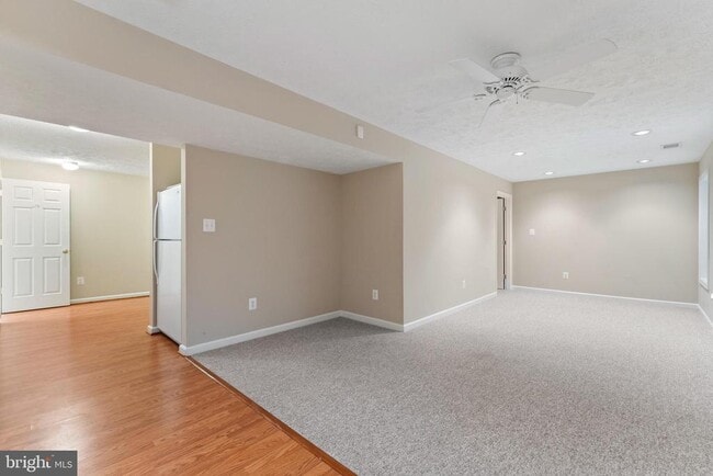 Building Photo - 10105 Cotter Ct