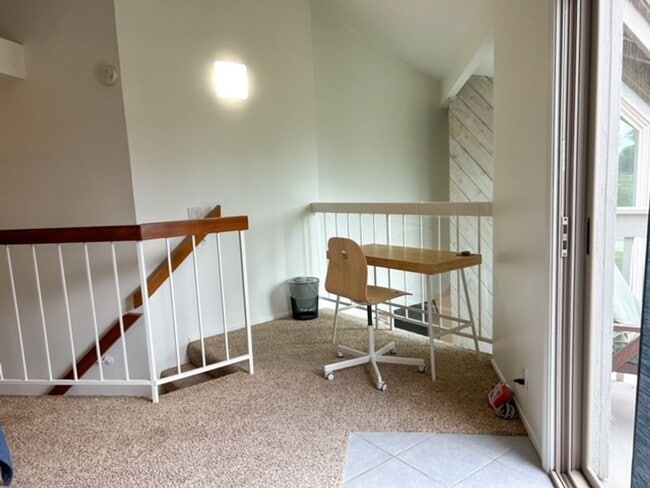 Building Photo - 3674S - Hollywood Beach Hideaway