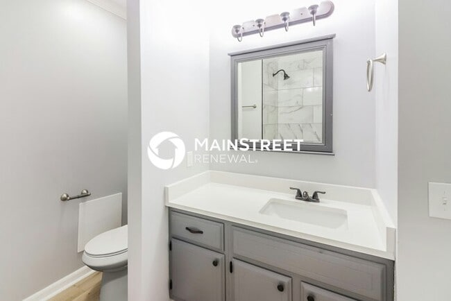 Building Photo - 3 Bedroom Pet-Friendly Home in PLEASANT HILL, MO with Main Street Renewal