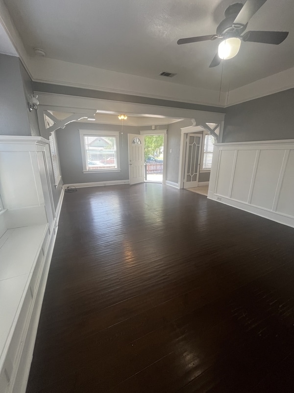 Building Photo - 412 L St