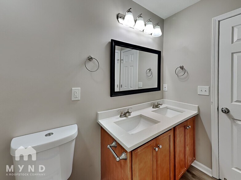 Building Photo - 1341 Tonya Dr