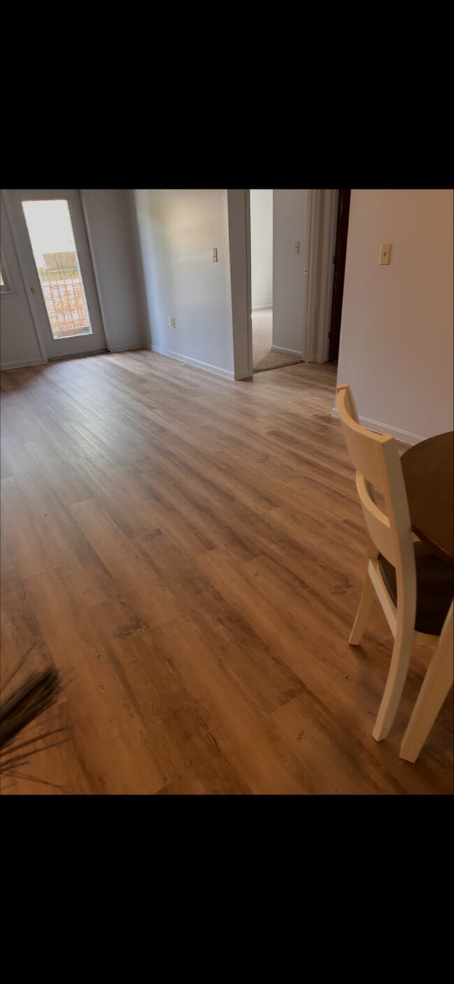 Building Photo - 58 Branch Turnpike