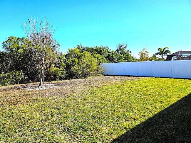 Building Photo - 3908 Mossy Limb Ct