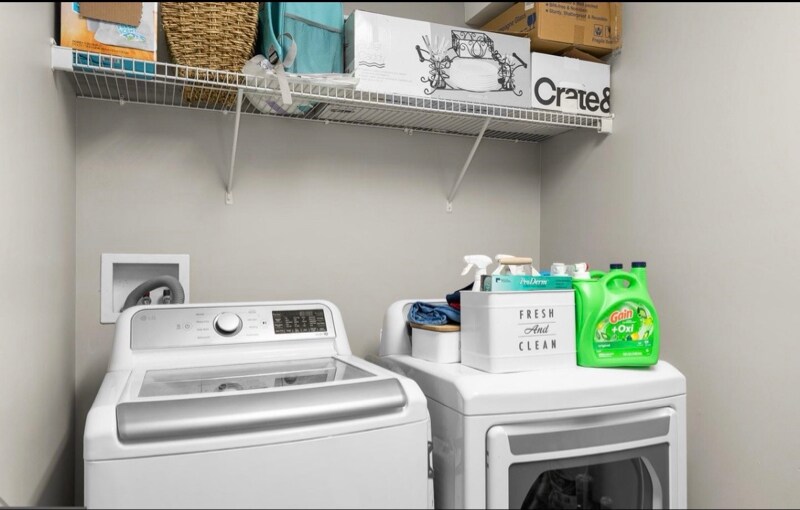 Building Photo - 206 Royal Oak Cir