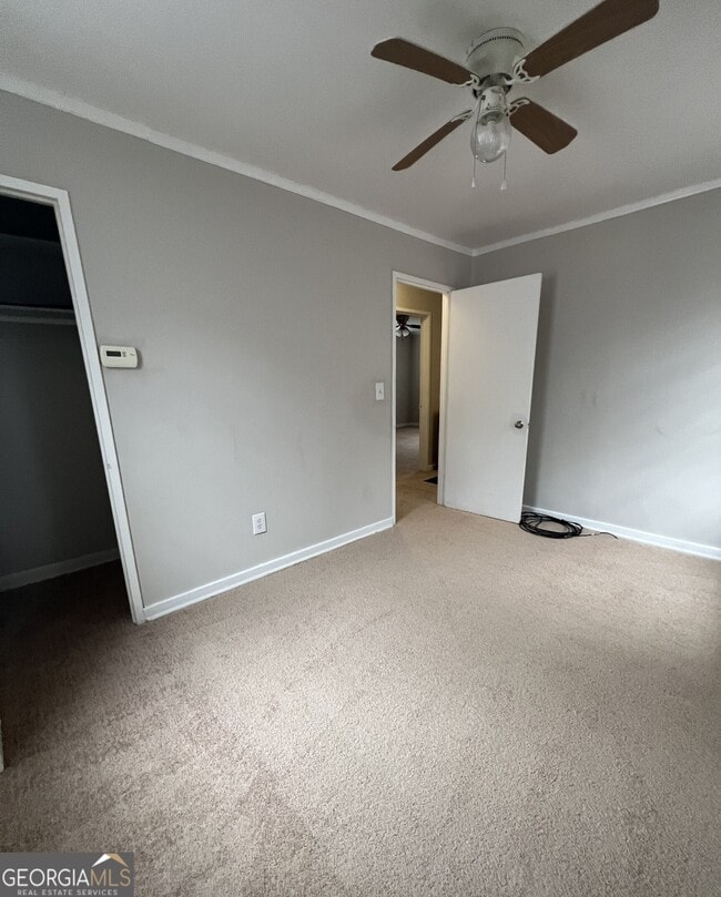 Building Photo - 1325 Triple Hill Dr