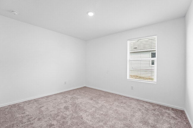Building Photo - 13931 Wool Pk