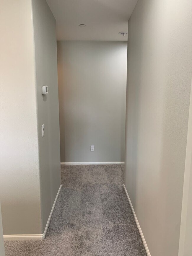 Building Photo - 3 Bedroom Condo for Rent in Murrieta