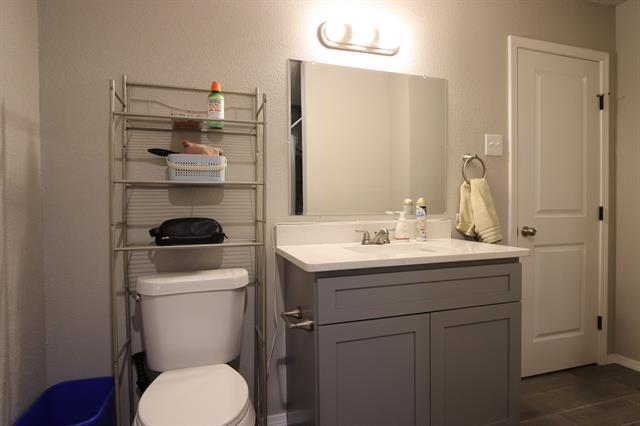 Building Photo - 15079 Songbird Ln