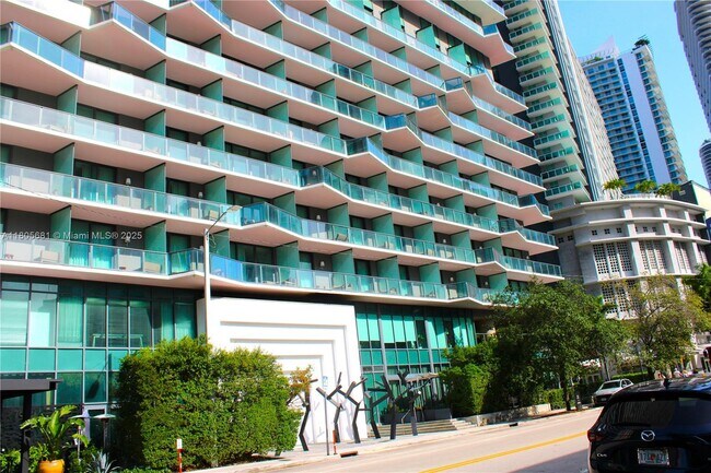 Building Photo - 1300 S Miami Ave