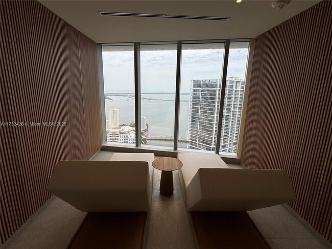 Building Photo - 300 Biscayne Blvd