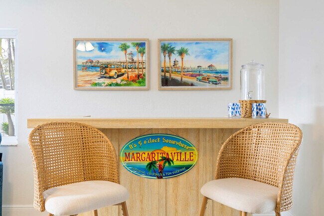 Building Photo - 6398 Woodland Blvd