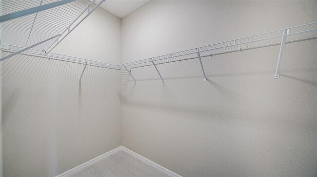 Building Photo - 6227 Tropicaire Blvd