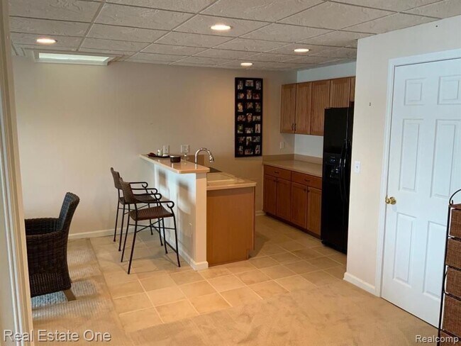 Building Photo - 919 Stony Lake Ct