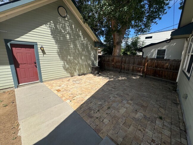 Building Photo - Spacious 4-Bedroom Home Near Sloan's Lake & Broncos Stadium