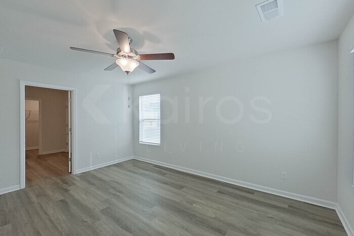 Building Photo - 125 Overstreet Way