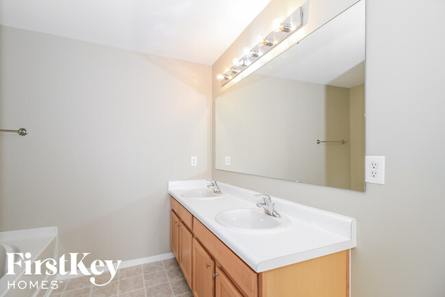 Building Photo - 3137 Asheton Grove Ct
