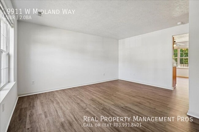 Building Photo - 9911 W Midland Way