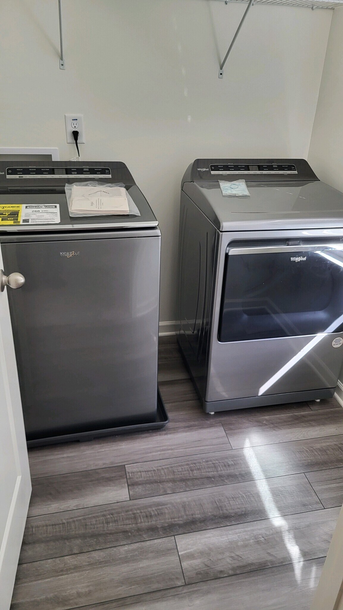 Laundry Room - 3405 Walker Dr