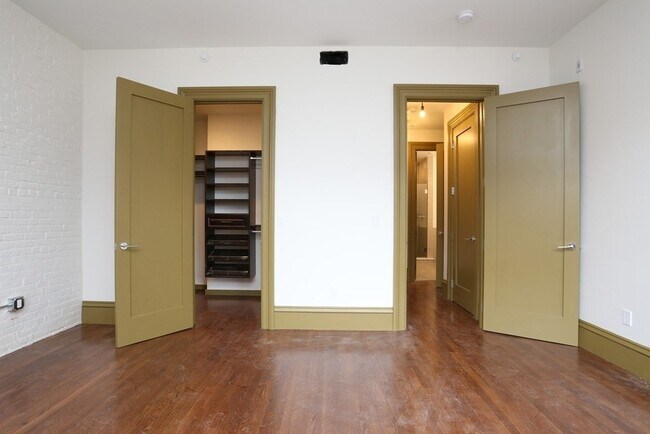 Building Photo - 144 Lincoln St