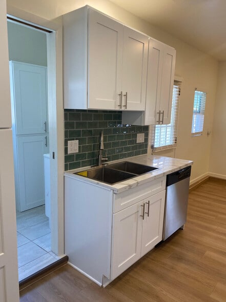 Building Photo - 8387 Shoup Ave