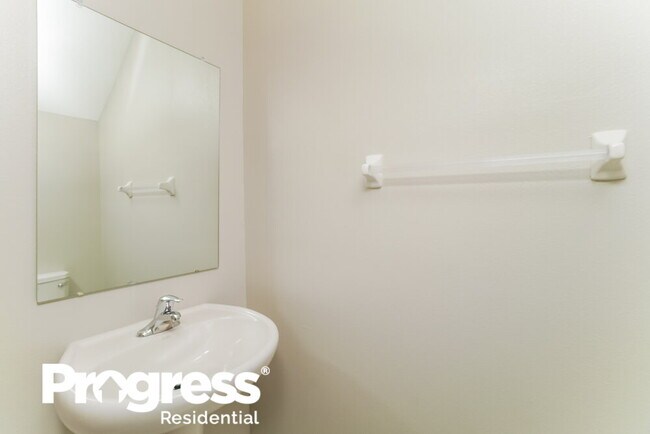 Building Photo - 8460 Houndstooth Enclave Dr