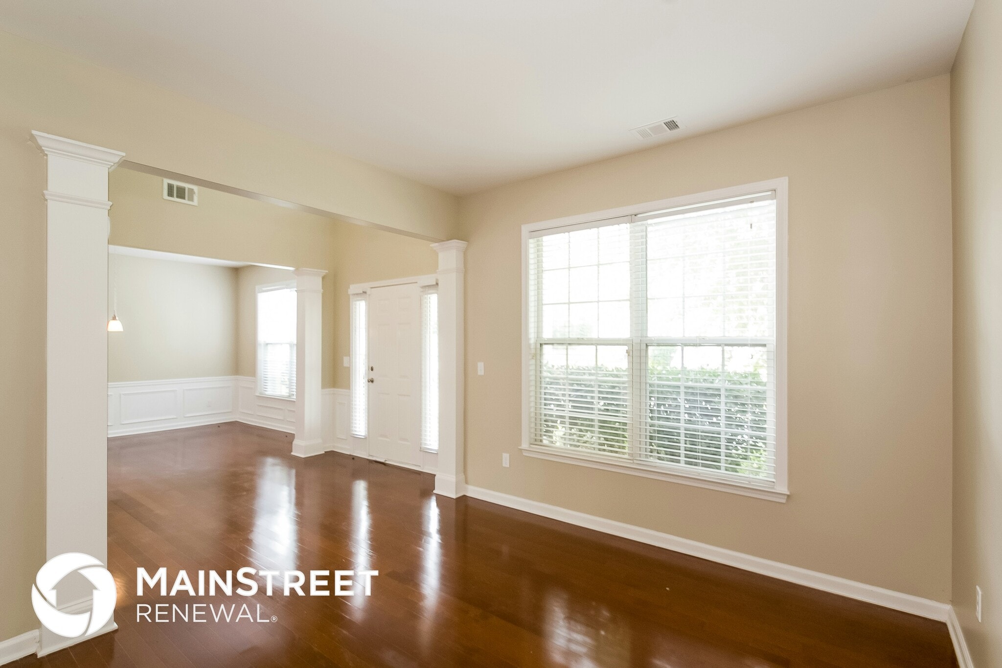 Building Photo - 3180 Elmendorf Dr NW