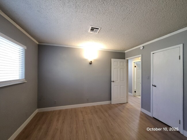 Building Photo - 6355 W Twain Ave