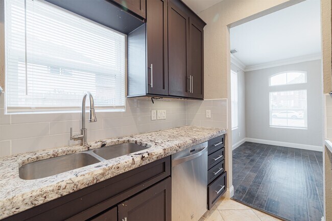 Building Photo - 20615 Gable Ridge Dr