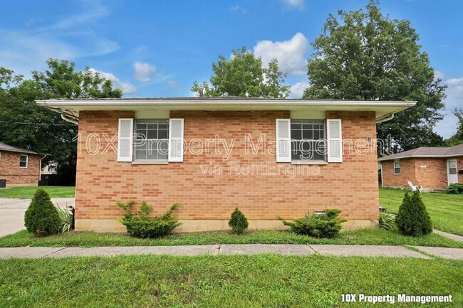 Building Photo - 92 Cherrington Rd