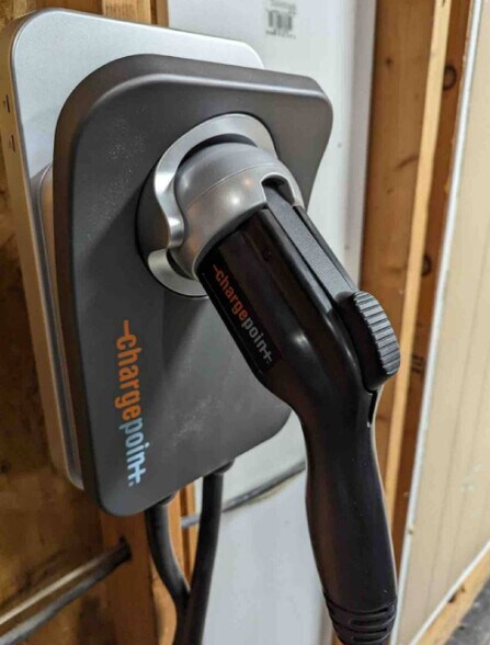 Building Photo - 1645 Burks Branch Rd