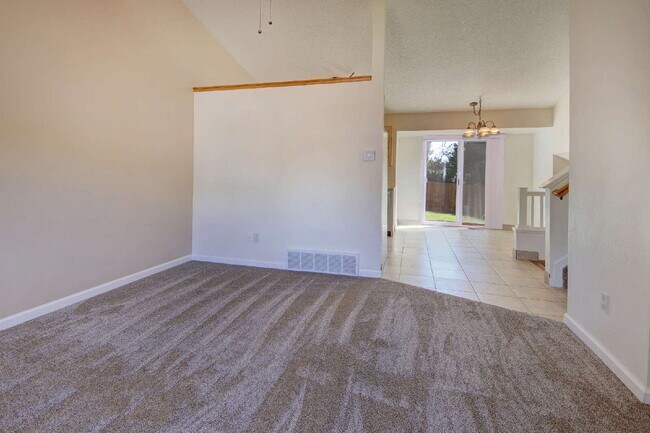 Building Photo - Charming Colorado Springs Rental in Top Ra...