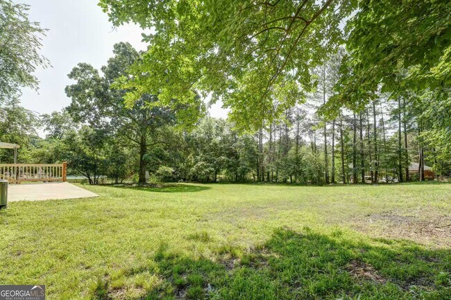 Building Photo - 133 Bishop Rd NW